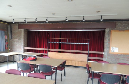 Dutry - zaal1 (vergroot foto)